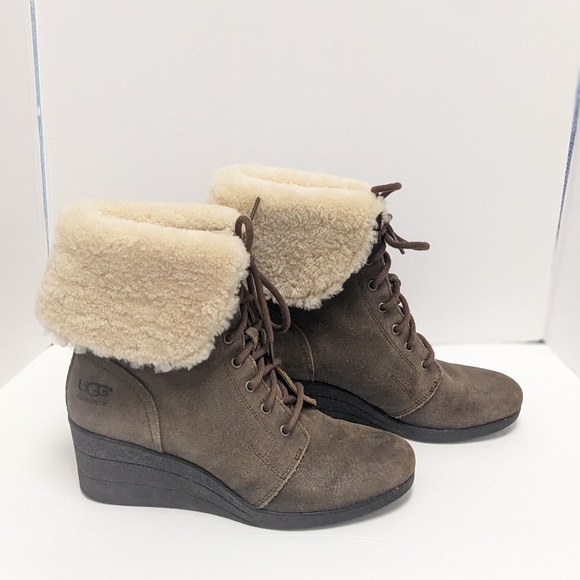 UGG Waterproof Leather Wedge Boots - Picture 16 of 16